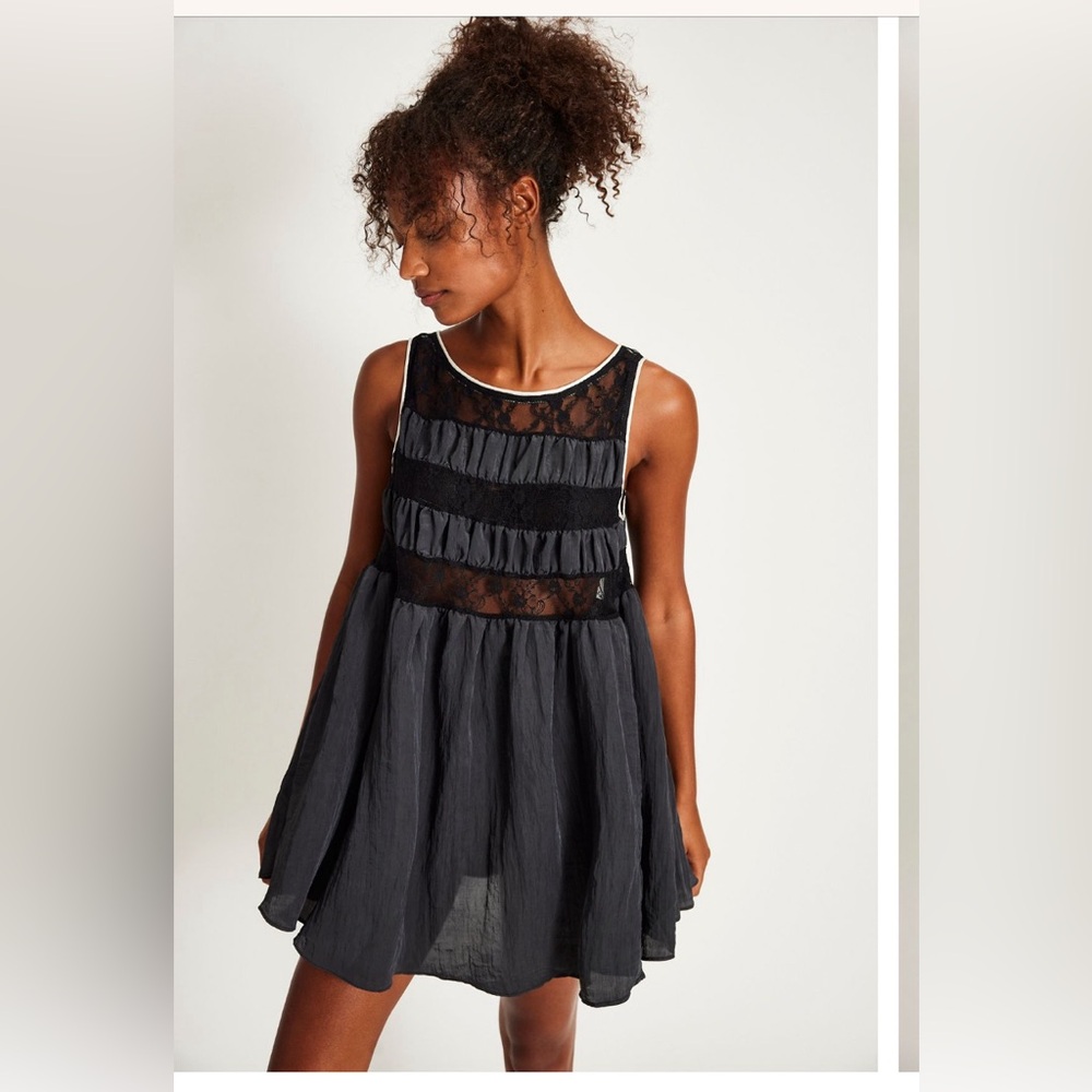 Elegant Brown Lace Dress